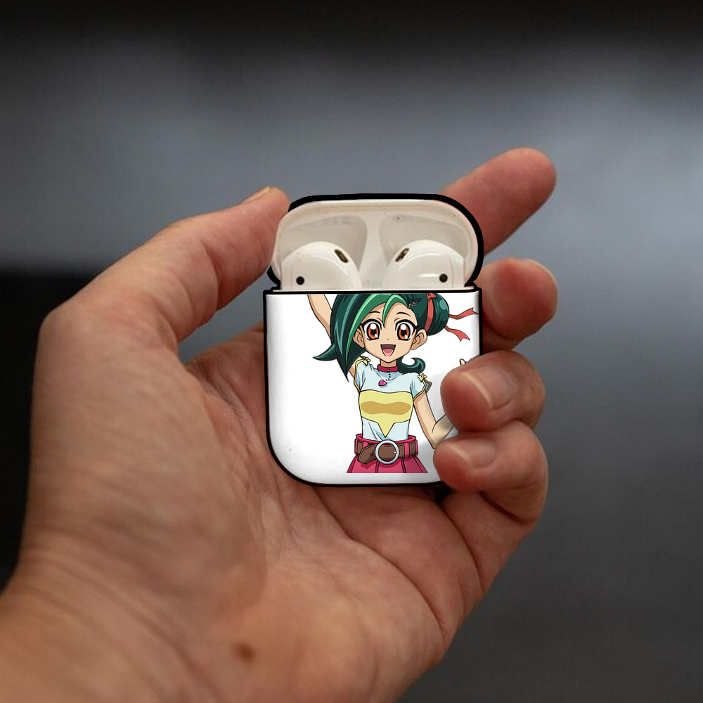 遊☆戯☆王 Yu-Gi-Oh! AirPods 第2世代保護ケース ハードシェル ブラック 耐衝撃・防指紋・カラビナ付き