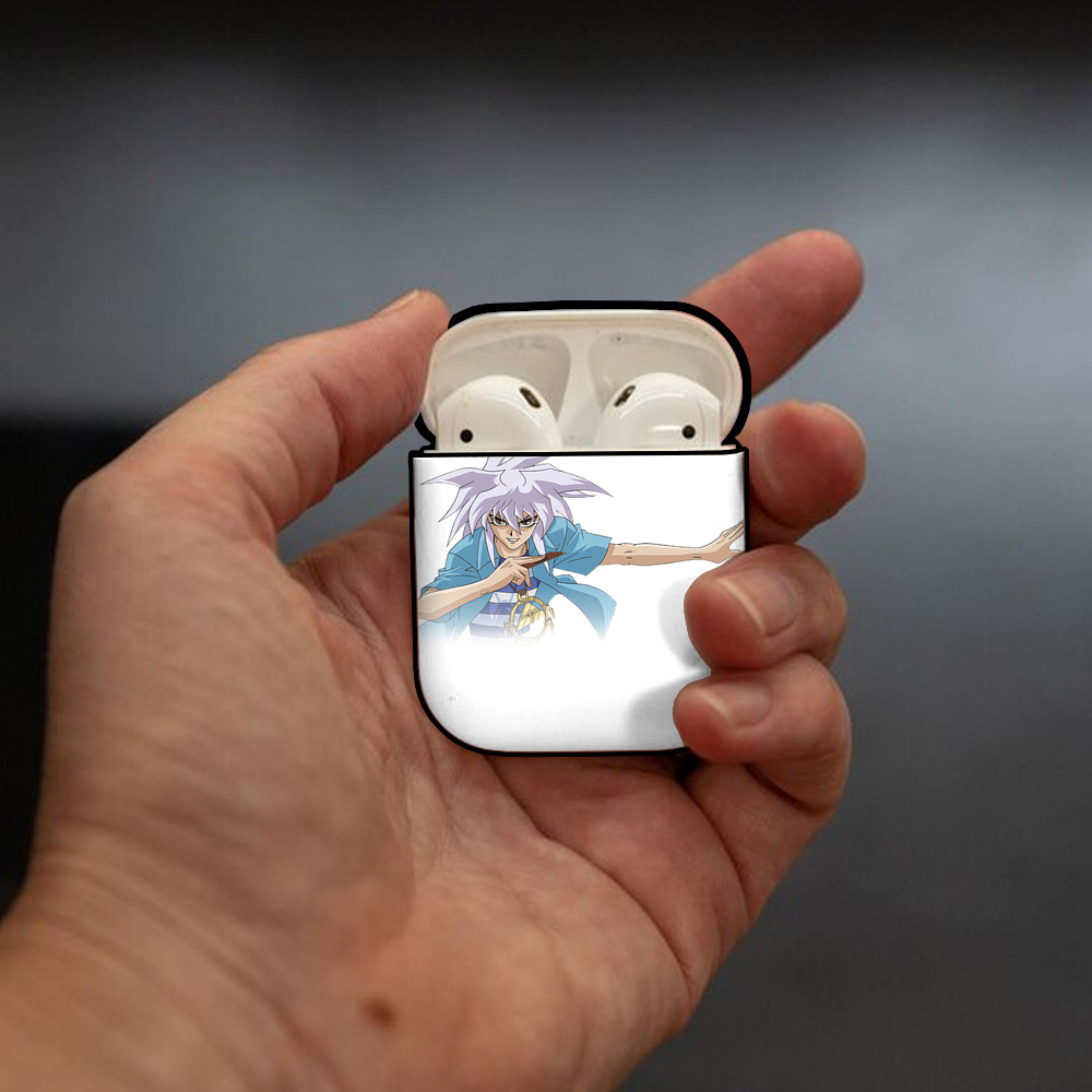 遊☆戯☆王 Yu-Gi-Oh! AirPods 第2世代保護ケース ハードシェル ブラック 耐衝撃・防指紋・カラビナ付き