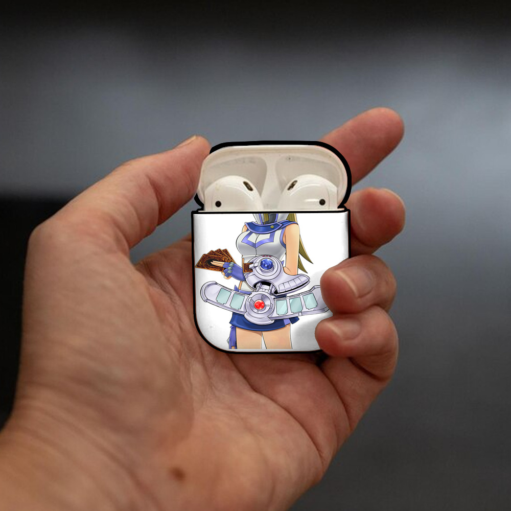 遊☆戯☆王 Yu-Gi-Oh! AirPods 第2世代保護ケース ハードシェル ブラック 耐衝撃・防指紋・カラビナ付き