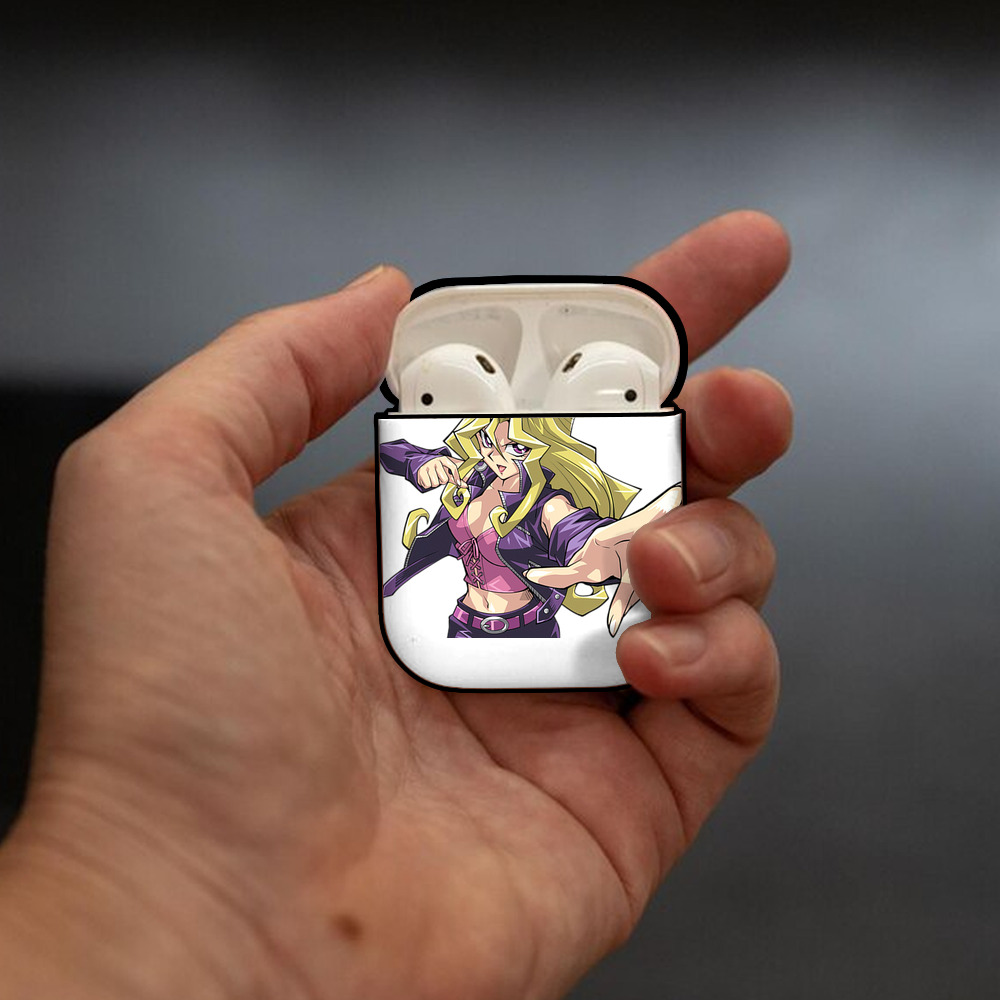 遊☆戯☆王 Yu-Gi-Oh! AirPods 第2世代保護ケース ハードシェル ブラック 耐衝撃・防指紋・カラビナ付き