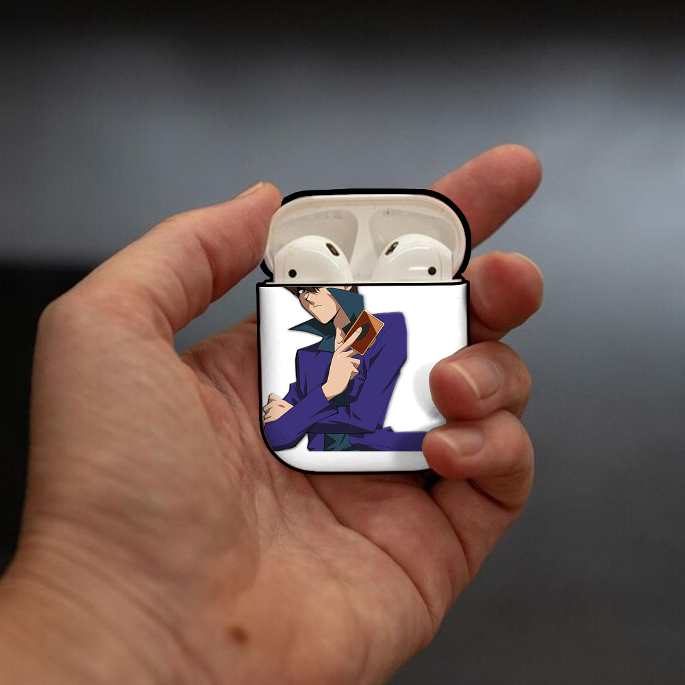 遊☆戯☆王 Yu-Gi-Oh! AirPods 第2世代保護ケース ハードシェル ブラック 耐衝撃・防指紋・カラビナ付き