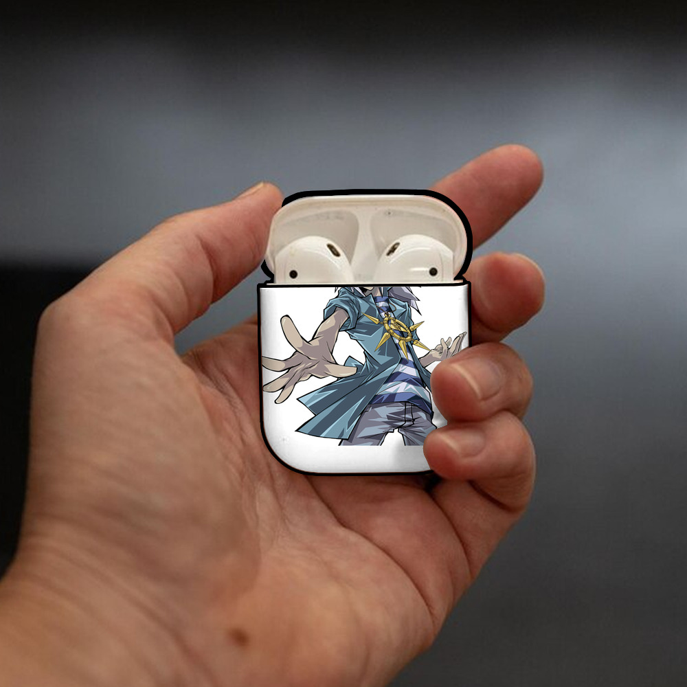 遊☆戯☆王 Yu-Gi-Oh! AirPods 第2世代保護ケース ハードシェル ブラック 耐衝撃・防指紋・カラビナ付き