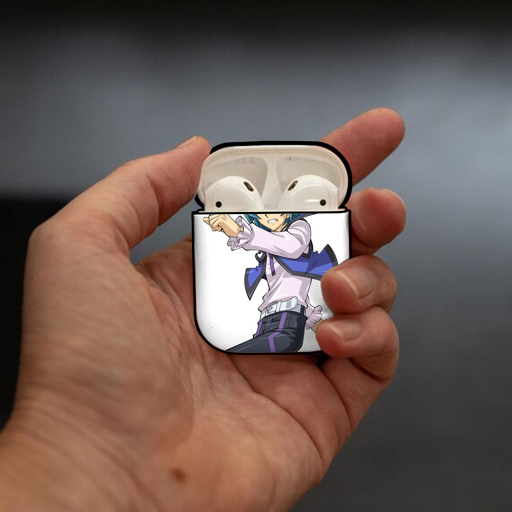 遊☆戯☆王 Yu-Gi-Oh! AirPods 第2世代保護ケース ハードシェル ブラック 耐衝撃・防指紋・カラビナ付き