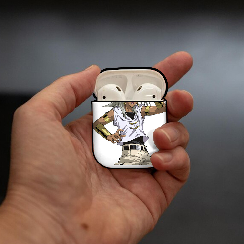 遊☆戯☆王 Yu-Gi-Oh! AirPods 第2世代保護ケース ハードシェル ブラック 耐衝撃・防指紋・カラビナ付き