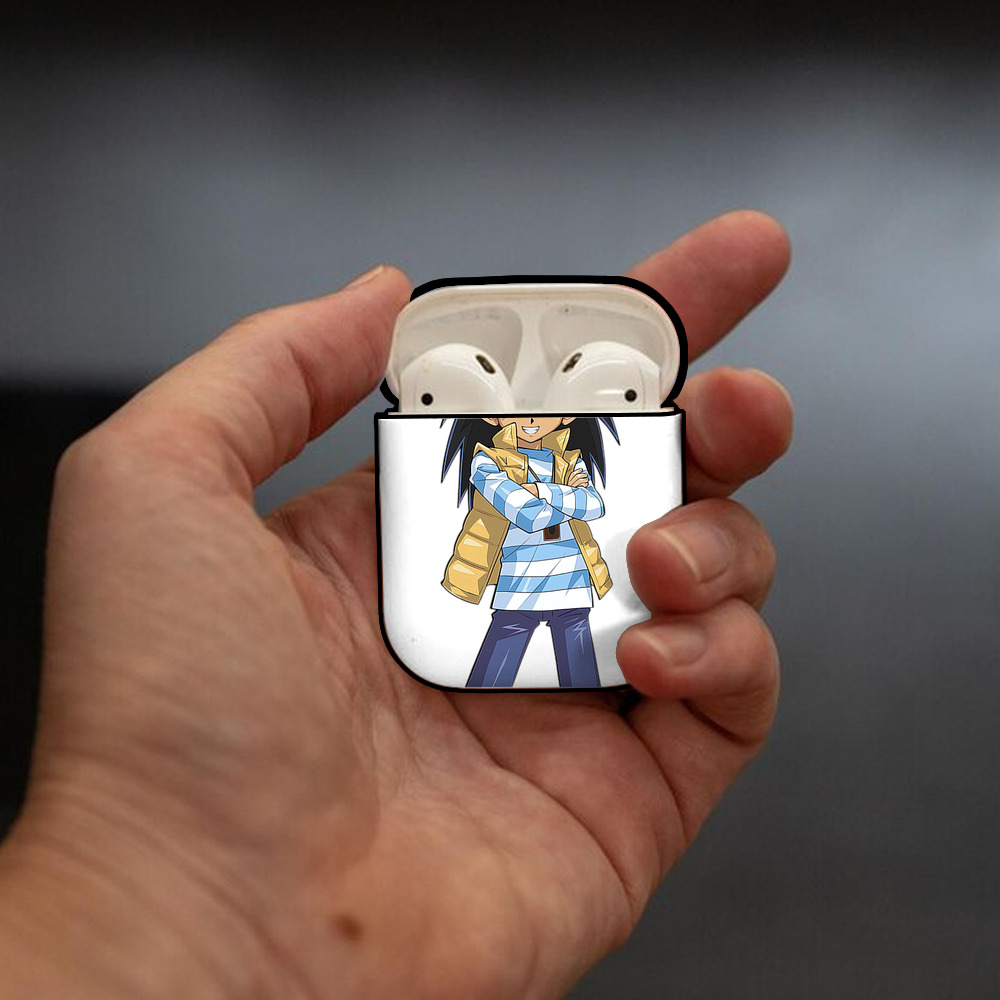 遊☆戯☆王 Yu-Gi-Oh! AirPods 第2世代保護ケース ハードシェル ブラック 耐衝撃・防指紋・カラビナ付き