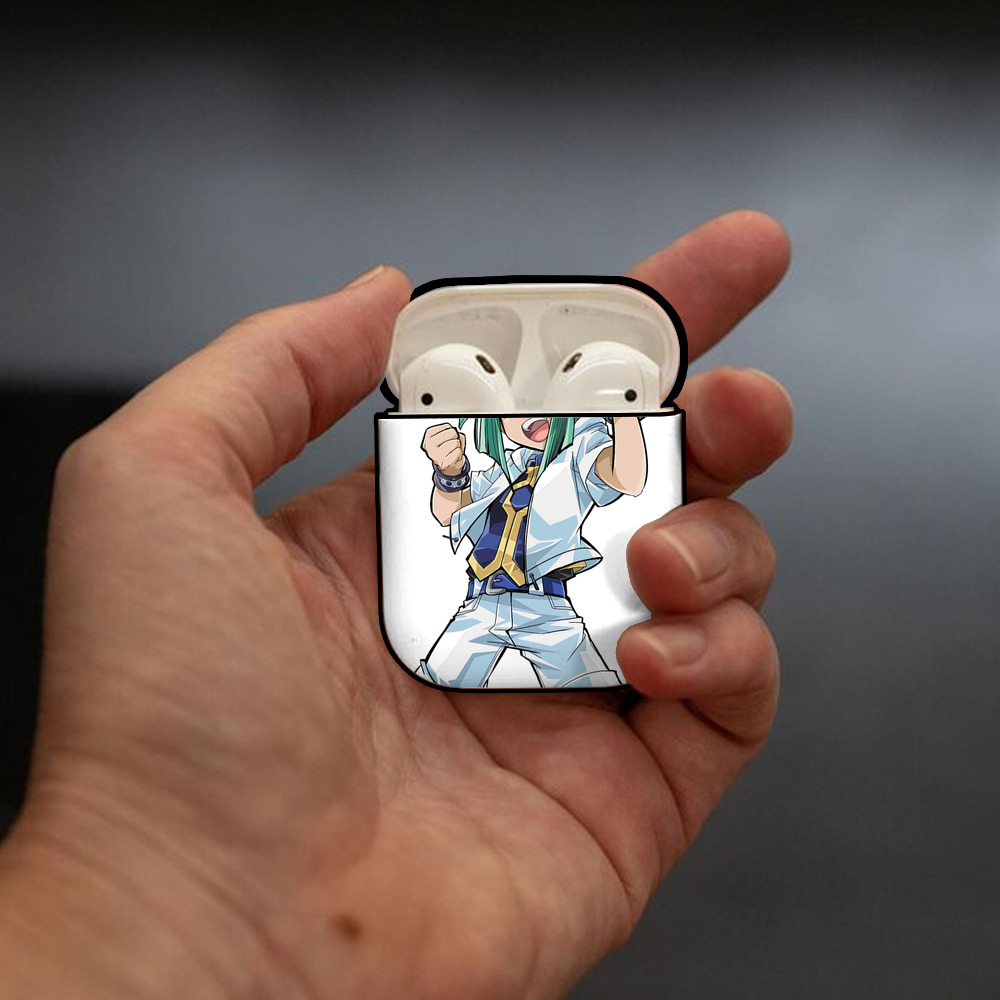 遊☆戯☆王 Yu-Gi-Oh! AirPods 第2世代保護ケース ハードシェル ブラック 耐衝撃・防指紋・カラビナ付き