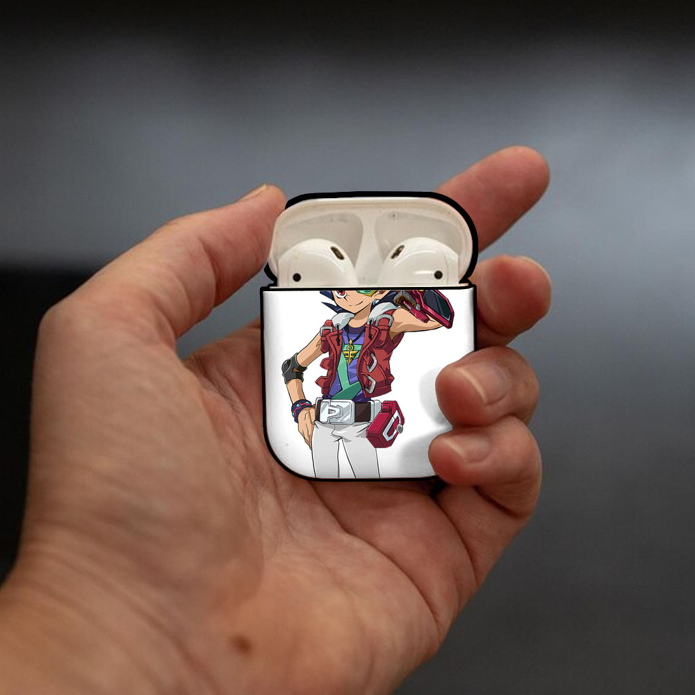 遊☆戯☆王 Yu-Gi-Oh! AirPods 第2世代保護ケース ハードシェル ブラック 耐衝撃・防指紋・カラビナ付き