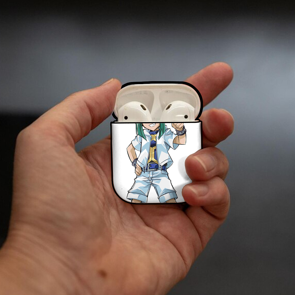 遊☆戯☆王 Yu-Gi-Oh! AirPods 第2世代保護ケース ハードシェル ブラック 耐衝撃・防指紋・カラビナ付き