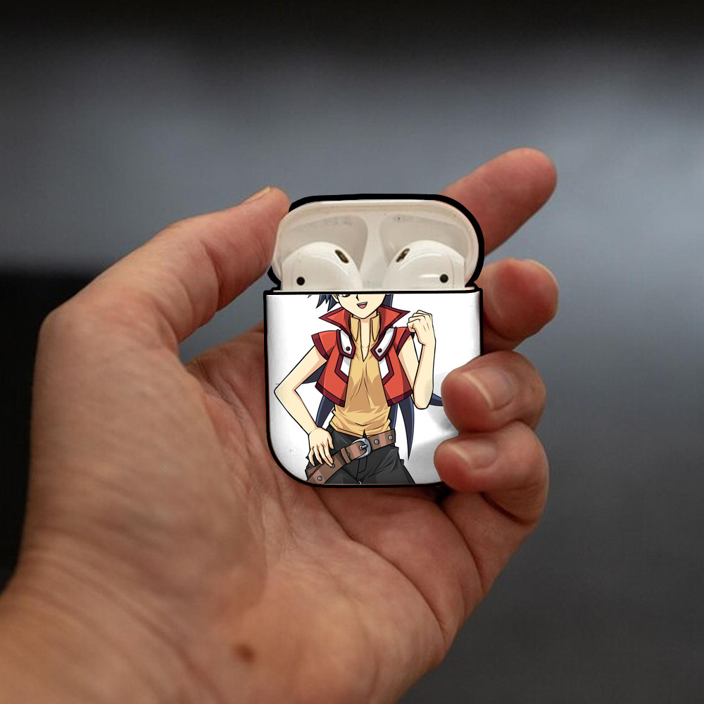 遊☆戯☆王 Yu-Gi-Oh! AirPods 第2世代保護ケース ハードシェル ブラック 耐衝撃・防指紋・カラビナ付き