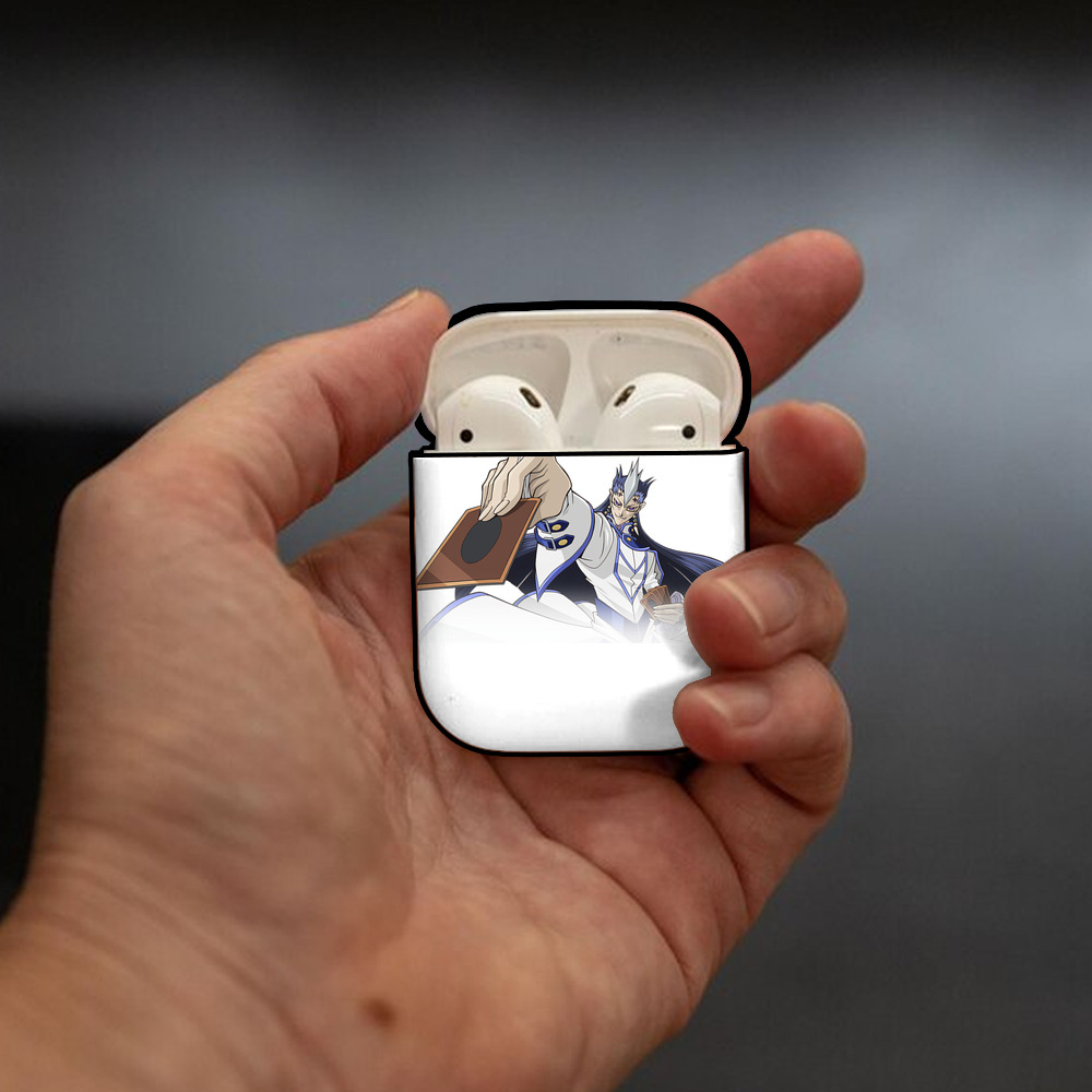 遊☆戯☆王 Yu-Gi-Oh! AirPods 第2世代保護ケース ハードシェル ブラック 耐衝撃・防指紋・カラビナ付き