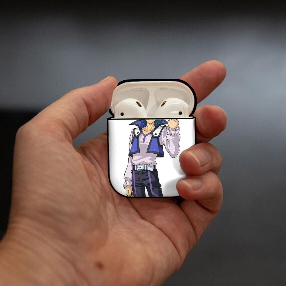 遊☆戯☆王 Yu-Gi-Oh! AirPods 第2世代保護ケース ハードシェル ブラック 耐衝撃・防指紋・カラビナ付き