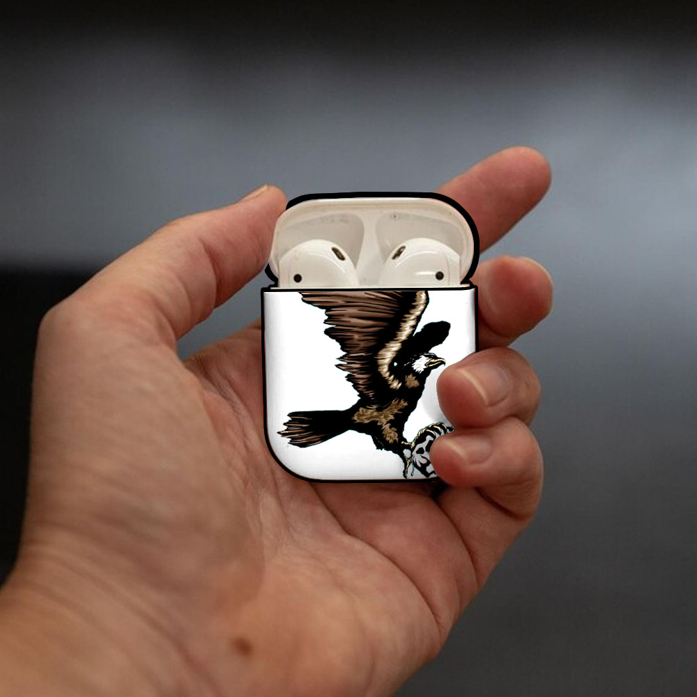 遊☆戯☆王 Yu-Gi-Oh! AirPods 第2世代保護ケース ハードシェル ブラック 耐衝撃・防指紋・カラビナ付き