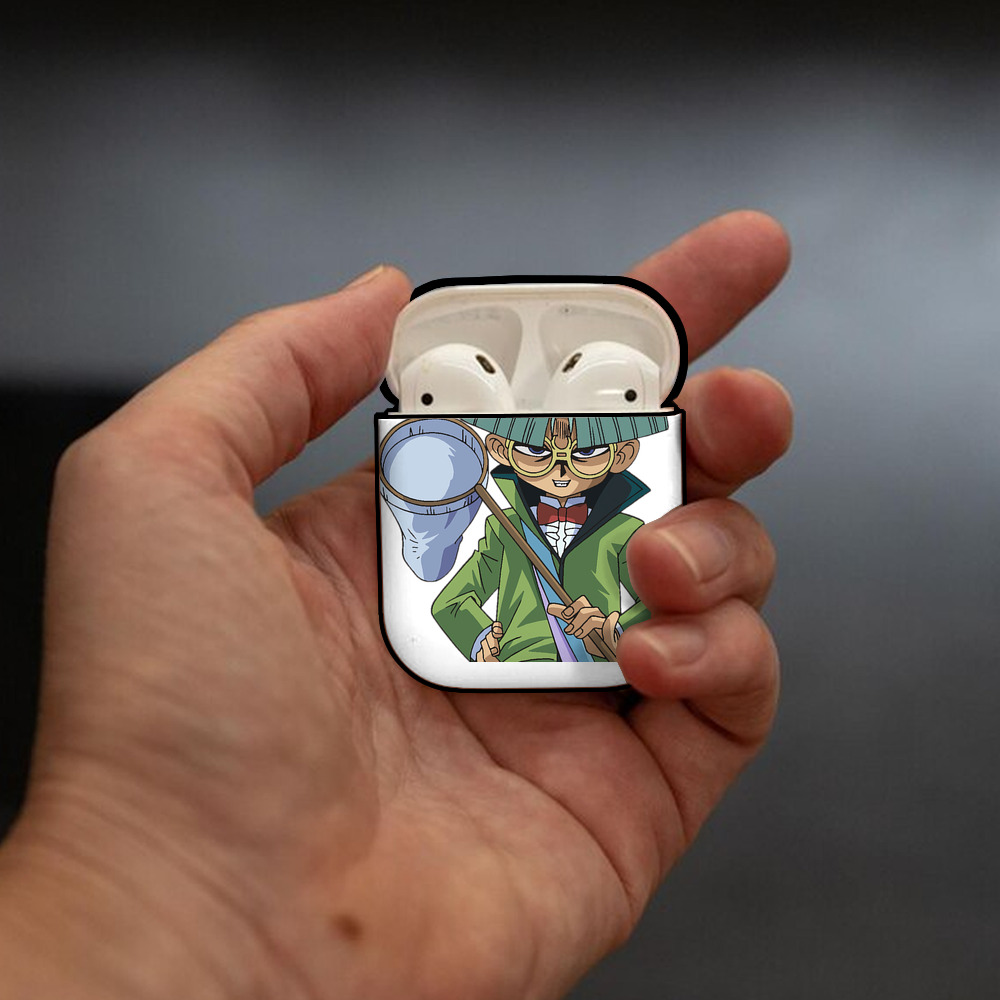 遊☆戯☆王 Yu-Gi-Oh! AirPods 第2世代保護ケース ハードシェル ブラック 耐衝撃・防指紋・カラビナ付き