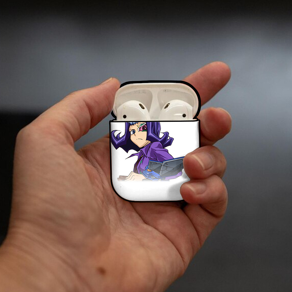 遊☆戯☆王 Yu-Gi-Oh! AirPods 第2世代保護ケース ハードシェル ブラック 耐衝撃・防指紋・カラビナ付き