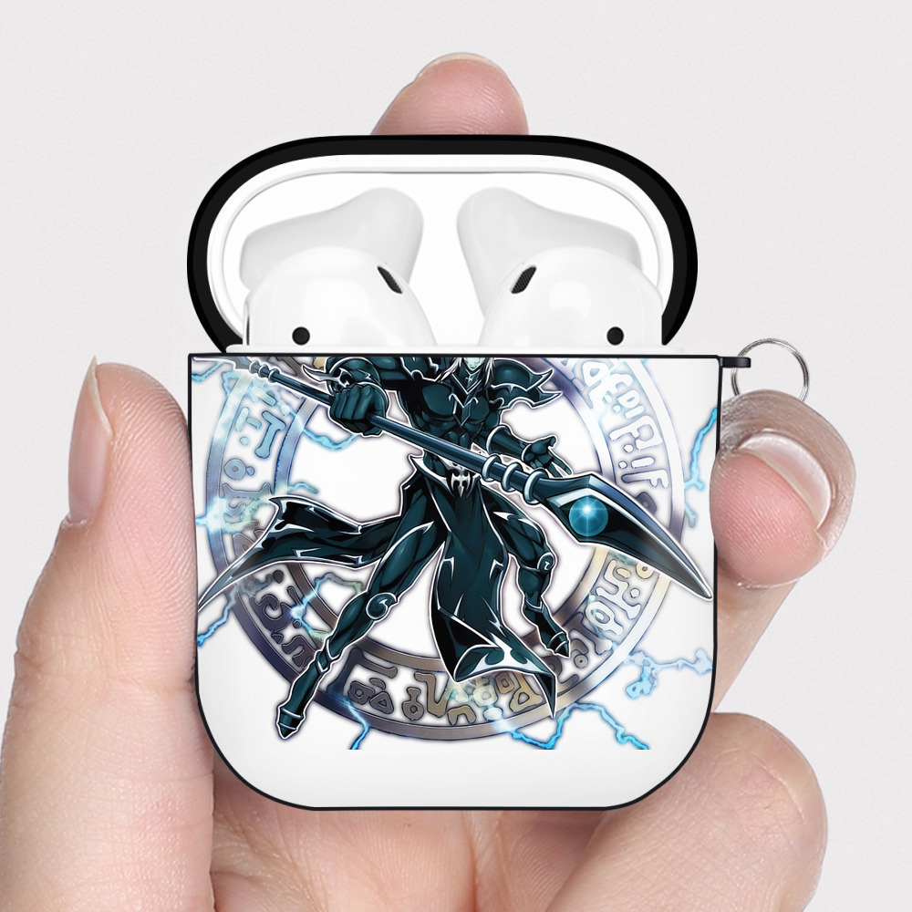 （画像用） 遊☆戯☆王 Yu-Gi-Oh! AirPods 第2世代保護ケース ハードシェル ブラック 耐衝撃・防指紋・カラビナ付き