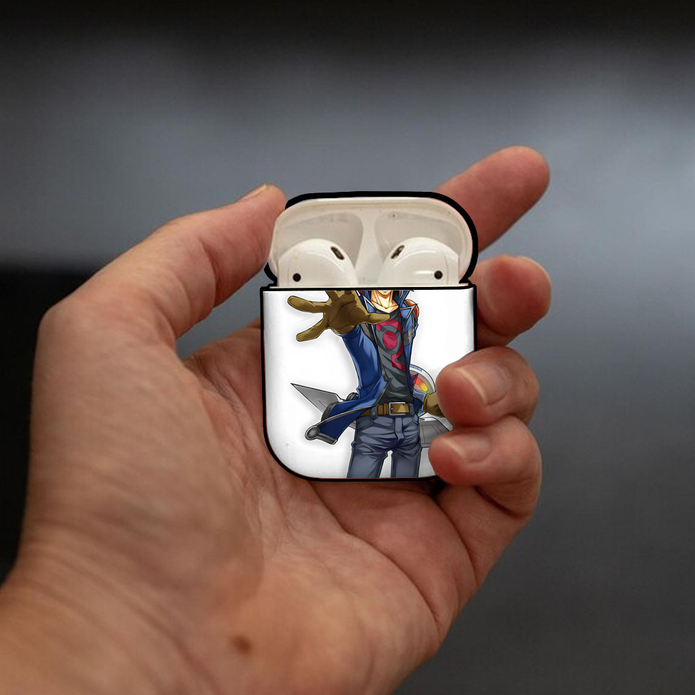 遊☆戯☆王 Yu-Gi-Oh! AirPods 第2世代保護ケース ハードシェル ブラック 耐衝撃・防指紋・カラビナ付き