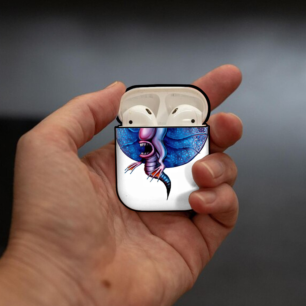 遊☆戯☆王 Yu-Gi-Oh! AirPods 第2世代保護ケース ハードシェル ブラック 耐衝撃・防指紋・カラビナ付き